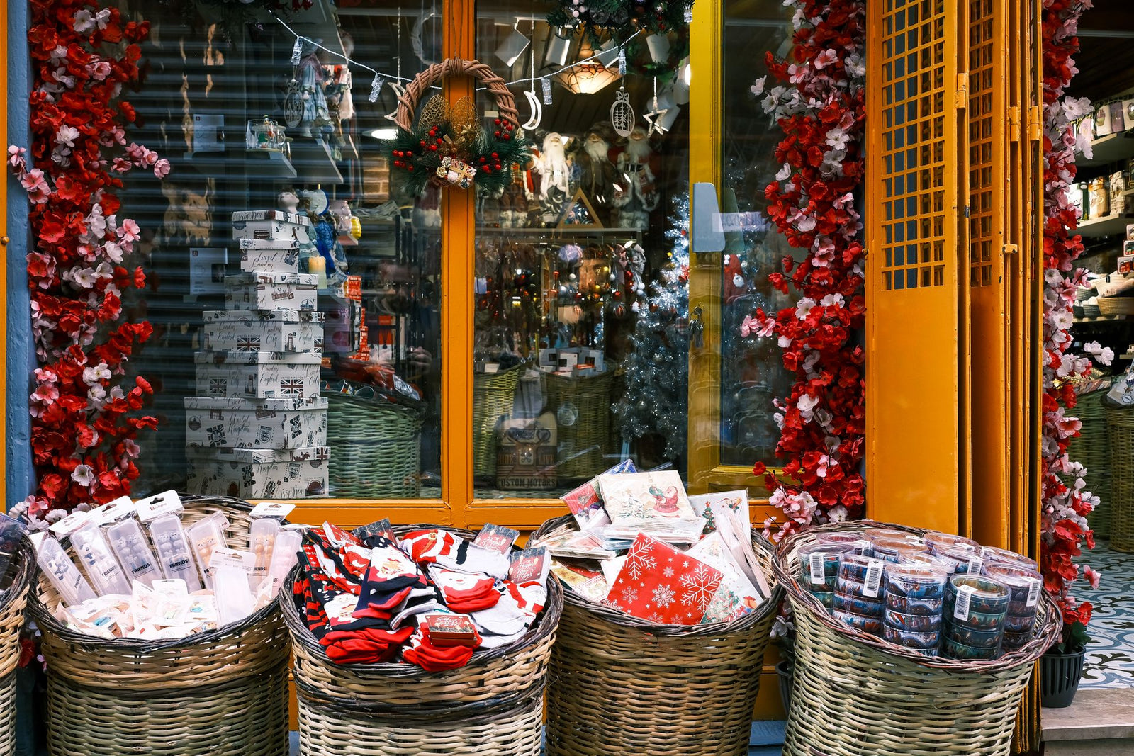What Can I Put It In? A Retailer’s Guide to Product Wrappers That Add Value