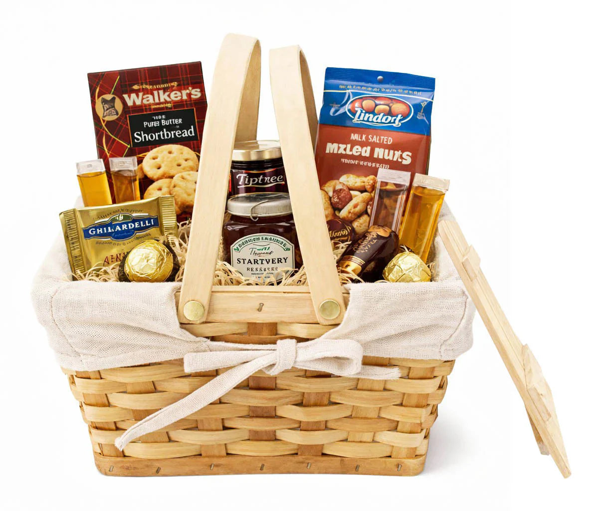 One Basket, Two Finishes: A Versatile Picnic Essential