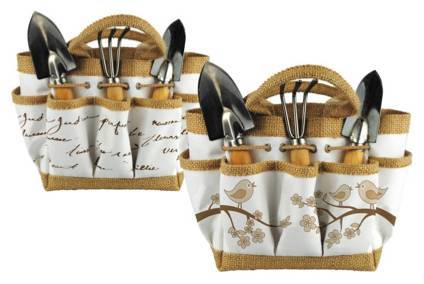 Gift Baskets for Someone with a Green Thumb